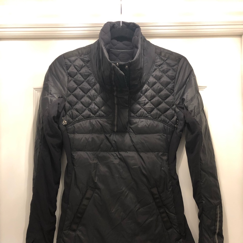 Lululemon pull over down jacket